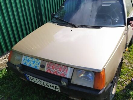 ЗАЗ Таврія 2002 у Пустомытах на Automoto.ua Бежевий ЗАЗ Таврія, об'ємом двигуна 0 л та пробігом 1 тис. км за 1050 $, фото 1 на Automoto.ua