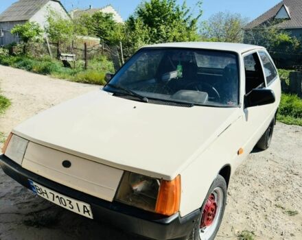 Бежевый ЗАЗ Таврия, объемом двигателя 1.1 л и пробегом 100 тыс. км за 500 $, фото 1 на Automoto.ua