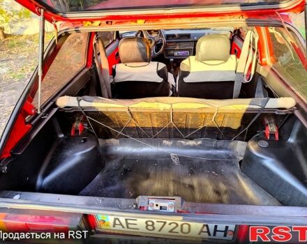 Красный ЗАЗ Таврия, объемом двигателя 1.1 л и пробегом 240 тыс. км за 390 $, фото 3 на Automoto.ua