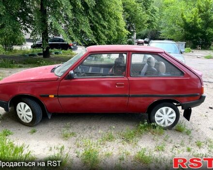 Красный ЗАЗ Таврия, объемом двигателя 1.1 л и пробегом 100 тыс. км за 500 $, фото 1 на Automoto.ua