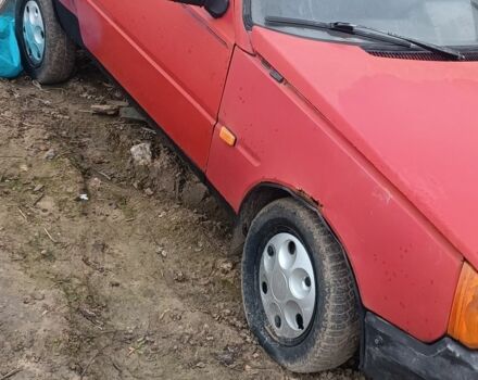 Красный ЗАЗ Таврия, объемом двигателя 1.2 л и пробегом 320 тыс. км за 450 $, фото 2 на Automoto.ua