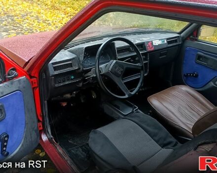 Красный ЗАЗ Таврия, объемом двигателя 1.1 л и пробегом 270 тыс. км за 540 $, фото 8 на Automoto.ua