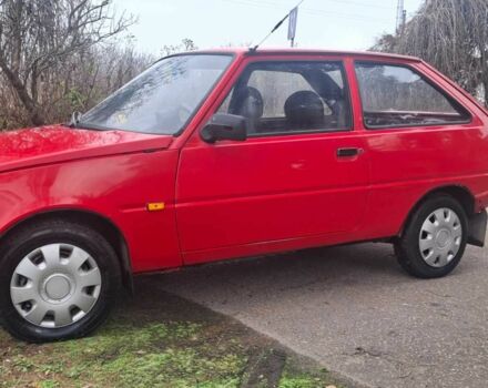 Красный ЗАЗ Таврия, объемом двигателя 1.2 л и пробегом 340 тыс. км за 750 $, фото 3 на Automoto.ua