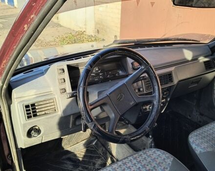 Красный ЗАЗ Таврия, объемом двигателя 1.2 л и пробегом 150 тыс. км за 1200 $, фото 7 на Automoto.ua