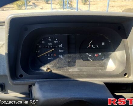 Красный ЗАЗ Таврия, объемом двигателя 1.2 л и пробегом 179 тыс. км за 600 $, фото 5 на Automoto.ua