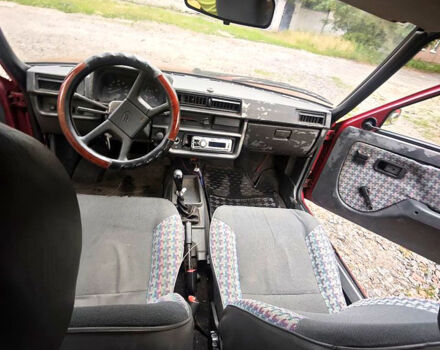 Красный ЗАЗ Таврия, объемом двигателя 1.2 л и пробегом 317 тыс. км за 950 $, фото 1 на Automoto.ua