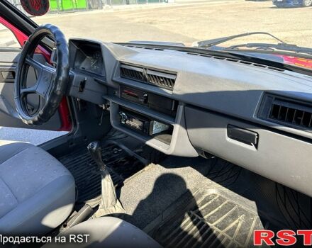 Красный ЗАЗ Таврия, объемом двигателя 1.1 л и пробегом 203 тыс. км за 750 $, фото 7 на Automoto.ua