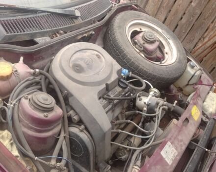 Красный ЗАЗ Таврия, объемом двигателя 1 л и пробегом 100 тыс. км за 750 $, фото 3 на Automoto.ua