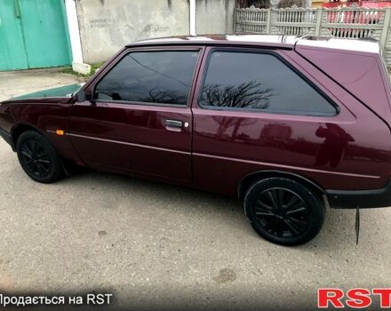 Красный ЗАЗ Таврия, объемом двигателя 1.2 л и пробегом 102 тыс. км за 1350 $, фото 3 на Automoto.ua