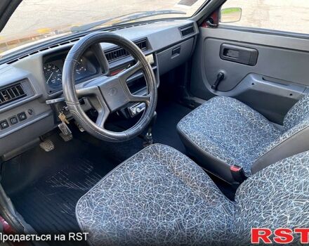 Червоний ЗАЗ Таврія, об'ємом двигуна 1.2 л та пробігом 52 тис. км за 1750 $, фото 5 на Automoto.ua