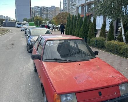 Красный ЗАЗ Таврия, объемом двигателя 1.1 л и пробегом 100 тыс. км за 194 $, фото 4 на Automoto.ua