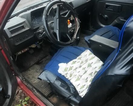 Красный ЗАЗ Таврия, объемом двигателя 1.1 л и пробегом 50 тыс. км за 592 $, фото 4 на Automoto.ua