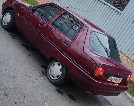 Красный ЗАЗ Таврия, объемом двигателя 1.2 л и пробегом 75 тыс. км за 1073 $, фото 2 на Automoto.ua