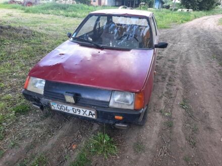 ЗАЗ Таврия 1992 в Валках на Automoto.ua Красный ЗАЗ Таврия, объемом двигателя 1.3 л и пробегом 113 тыс. км за 416 $, фото 1 на Automoto.ua