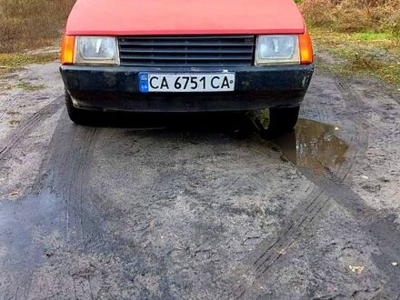 Красный ЗАЗ Таврия, объемом двигателя 1.1 л и пробегом 100 тыс. км за 550 $, фото 1 на Automoto.ua
