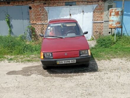ЗАЗ Таврія 1993 у Кропивницькому (Кіровограді) на Automoto.ua Червоний ЗАЗ Таврія, об'ємом двигуна 0 л та пробігом 72 тис. км за 900 $, фото 1 на Automoto.ua