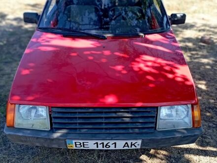 ЗАЗ Таврия 1993 в Новом Буге на Automoto.ua Красный ЗАЗ Таврия, объемом двигателя 11 л и пробегом 122 тыс. км за 590 $, фото 1 на Automoto.ua