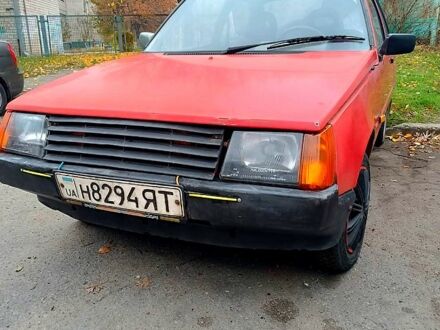 Красный ЗАЗ Таврия, объемом двигателя 1.2 л и пробегом 250 тыс. км за 320 $, фото 1 на Automoto.ua