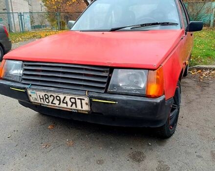 Красный ЗАЗ Таврия, объемом двигателя 1.2 л и пробегом 250 тыс. км за 320 $, фото 1 на Automoto.ua