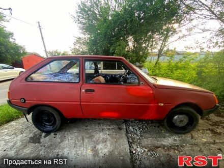 Червоний ЗАЗ Таврія, об'ємом двигуна 0.9 л та пробігом 199 тис. км за 350 $, фото 1 на Automoto.ua