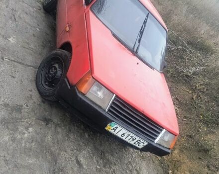 Красный ЗАЗ Таврия, объемом двигателя 1.3 л и пробегом 300 тыс. км за 333 $, фото 1 на Automoto.ua