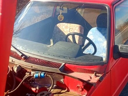 ЗАЗ Таврия 1995 в Верхнеднепровске на Automoto.ua Красный ЗАЗ Таврия, объемом двигателя 1.1 л и пробегом 350 тыс. км за 500 $, фото 1 на Automoto.ua