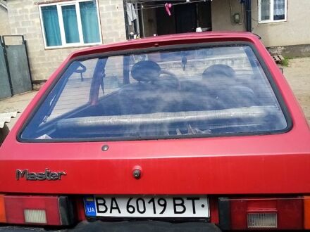 ЗАЗ Таврія 1995 у Кропивницькому (Кіровограді) на Automoto.ua Червоний ЗАЗ Таврія, об'ємом двигуна 1.1 л та пробігом 111 тис. км за 550 $, фото 1 на Automoto.ua