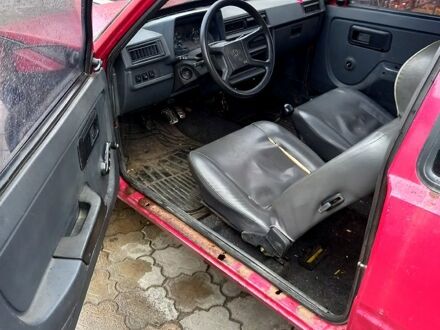 ЗАЗ Таврия 1998 в Днепре (Днепропетровске) на Automoto.ua Красный ЗАЗ Таврия, объемом двигателя 1.3 л и пробегом 60 тыс. км за 650 $, фото 1 на Automoto.ua