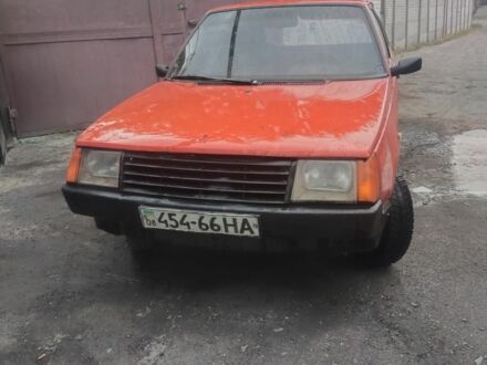 ЗАЗ Таврія 2000 у Дніпро (Дніпропетровську) на Automoto.ua Червоний ЗАЗ Таврія, об'ємом двигуна 1.2 л та пробігом 3 тис. км за 600 $, фото 1 на Automoto.ua