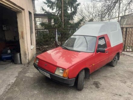 ЗАЗ Таврія 2000 у Запоріжжя на Automoto.ua Червоний ЗАЗ Таврія, об'ємом двигуна 1.2 л та пробігом 100 тис. км за 950 $, фото 1 на Automoto.ua