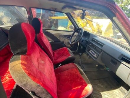 ЗАЗ Таврия 2000 в Харькове на Automoto.ua Красный ЗАЗ Таврия, объемом двигателя 1.1 л и пробегом 99 тыс. км за 500 $, фото 1 на Automoto.ua