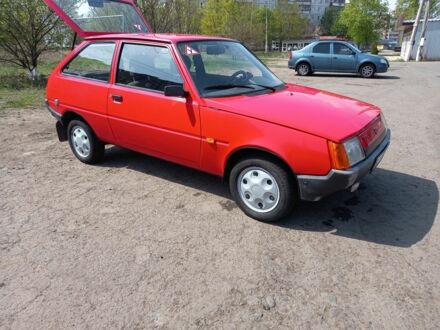 ЗАЗ Таврия 2001 в Краматорске на Automoto.ua Красный ЗАЗ Таврия, объемом двигателя 1.1 л и пробегом 40 тыс. км за 1700 $, фото 1 на Automoto.ua