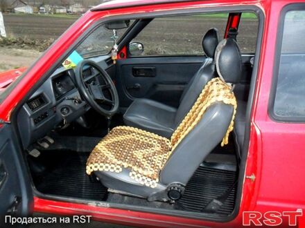 Красный ЗАЗ Таврия, объемом двигателя 1.1 л и пробегом 57 тыс. км за 1050 $, фото 1 на Automoto.ua