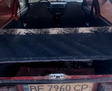 Красный ЗАЗ Таврия, объемом двигателя 1.2 л и пробегом 800 тыс. км за 700 $, фото 1 на Automoto.ua