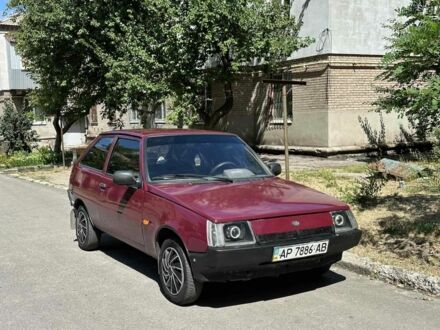 ЗАЗ Таврия 2004 в Запорожье на Automoto.ua Красный ЗАЗ Таврия, объемом двигателя 0 л и пробегом 150 тыс. км за 950 $, фото 1 на Automoto.ua