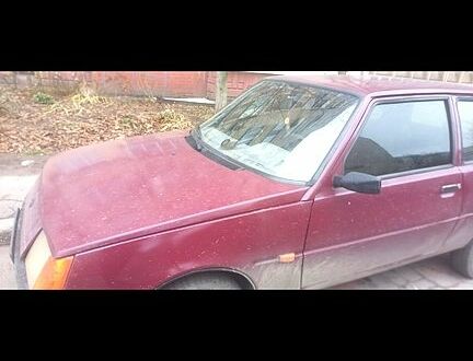 Красный ЗАЗ Таврия, объемом двигателя 1.2 л и пробегом 48 тыс. км за 500 $, фото 1 на Automoto.ua