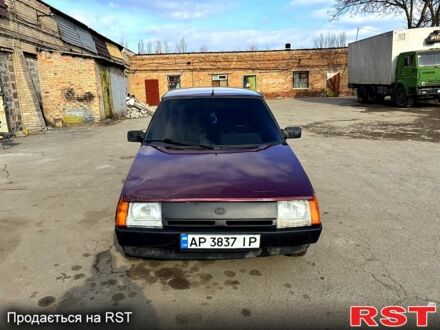 ЗАЗ Таврия 2007 в Запорожье на Automoto.ua Красный ЗАЗ Таврия, объемом двигателя 1.2 л и пробегом 156 тыс. км за 800 $, фото 1 на Automoto.ua