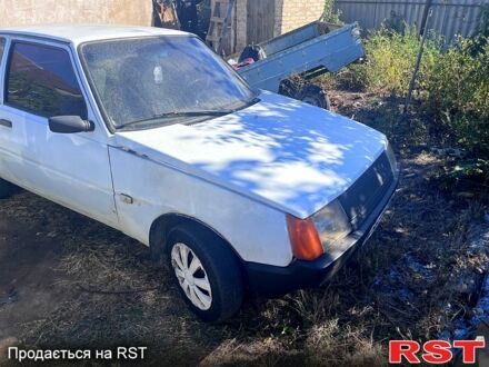 ЗАЗ Таврия 1991 в Вольнянске на Automoto.ua ЗАЗ Таврия, объемом двигателя 1.2 л и пробегом 264 тыс. км за 600 $, фото 1 на Automoto.ua