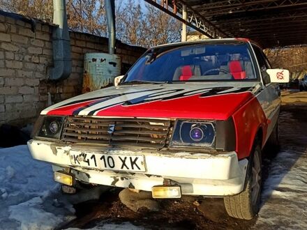 ЗАЗ Таврія 1993 у Харкові на Automoto.ua ЗАЗ Таврія, об'ємом двигуна 1.1 л та пробігом 0 тис. км за 650 $, фото 1 на Automoto.ua