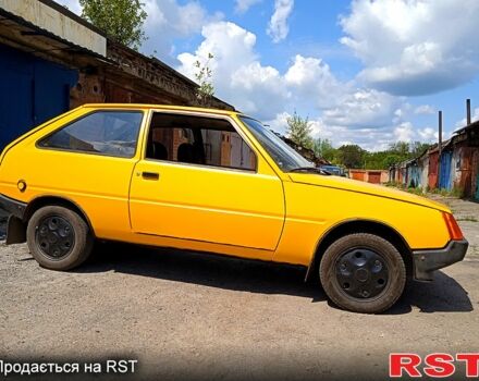 Желтый ЗАЗ Таврия, объемом двигателя 1.1 л и пробегом 78 тыс. км за 900 $, фото 2 на Automoto.ua