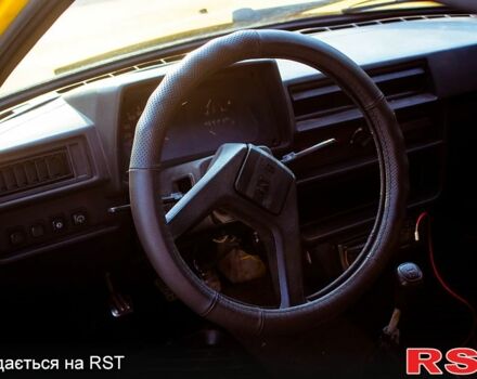 Желтый ЗАЗ Таврия, объемом двигателя 1.1 л и пробегом 275 тыс. км за 710 $, фото 4 на Automoto.ua