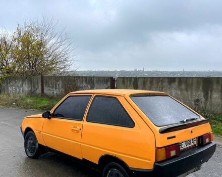 Желтый ЗАЗ Таврия, объемом двигателя 1.3 л и пробегом 200 тыс. км за 650 $, фото 6 на Automoto.ua