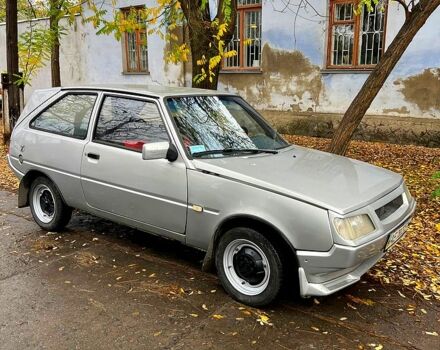 Серый ЗАЗ Таврия, объемом двигателя 1.3 л и пробегом 200 тыс. км за 950 $, фото 1 на Automoto.ua