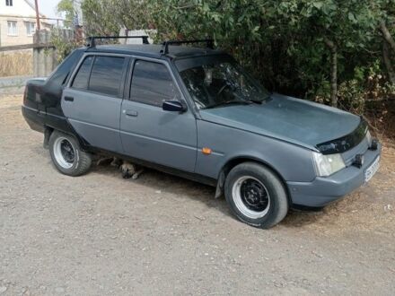 ЗАЗ Таврия 1999 в Одессе на Automoto.ua Серый ЗАЗ Таврия, объемом двигателя 1.1 л и пробегом 1 тыс. км за 600 $, фото 1 на Automoto.ua