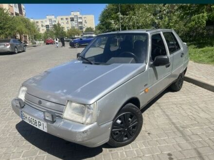ЗАЗ Таврия 2004 в Одессе на Automoto.ua Серый ЗАЗ Таврия, объемом двигателя 1.3 л и пробегом 1 тыс. км за 1250 $, фото 1 на Automoto.ua