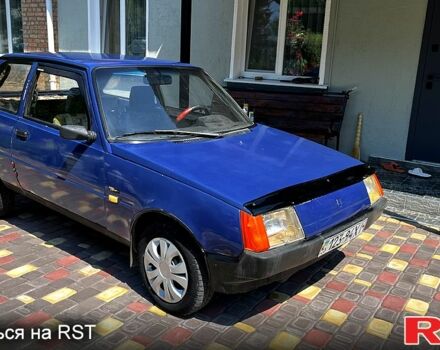 Синий ЗАЗ Таврия, объемом двигателя 1.1 л и пробегом 200 тыс. км за 650 $, фото 1 на Automoto.ua