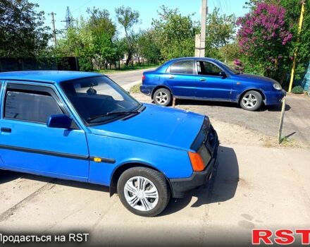 Синий ЗАЗ Таврия, объемом двигателя 1.1 л и пробегом 200 тыс. км за 800 $, фото 6 на Automoto.ua