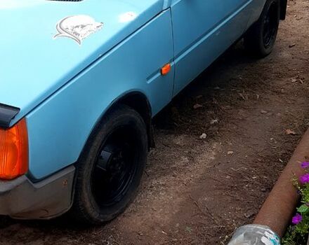 ЗАЗ Таврія 1995 у Новоукраинке на Automoto.ua Синій ЗАЗ Таврія, об'ємом двигуна 1.1 л та пробігом 0 тис. км за 460 $, фото 1 на Automoto.ua