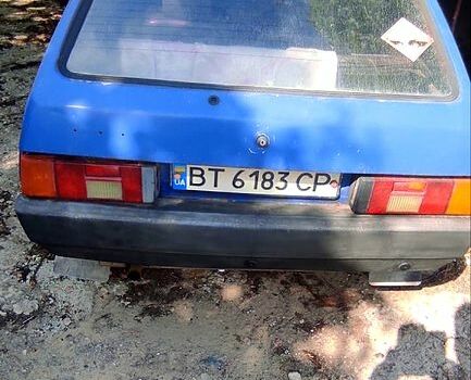 Синий ЗАЗ Таврия, объемом двигателя 1.1 л и пробегом 180 тыс. км за 600 $, фото 5 на Automoto.ua