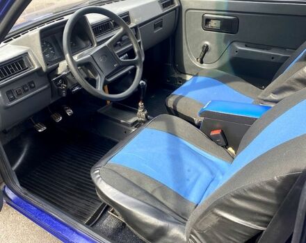 Синий ЗАЗ Таврия, объемом двигателя 1.2 л и пробегом 200 тыс. км за 999 $, фото 4 на Automoto.ua